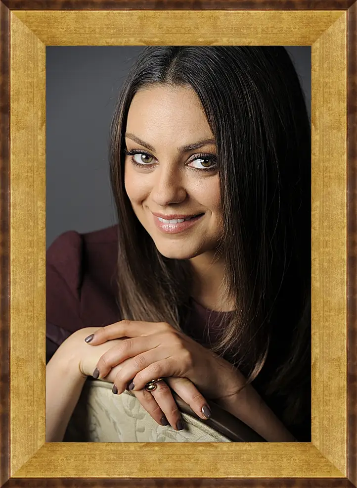 Картина в раме - Мила Кунис. Mila Kunis