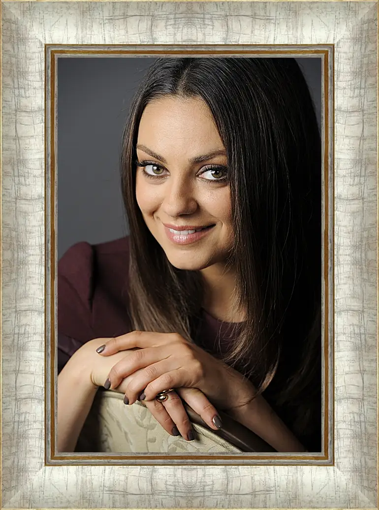 Картина в раме - Мила Кунис. Mila Kunis