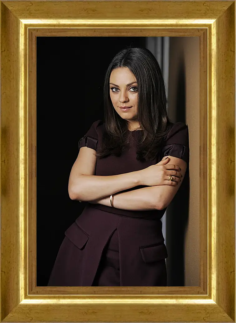 Картина в раме - Мила Кунис. Mila Kunis