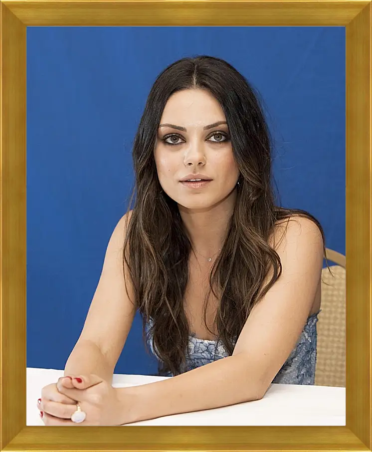 Картина в раме - Мила Кунис. Mila Kunis