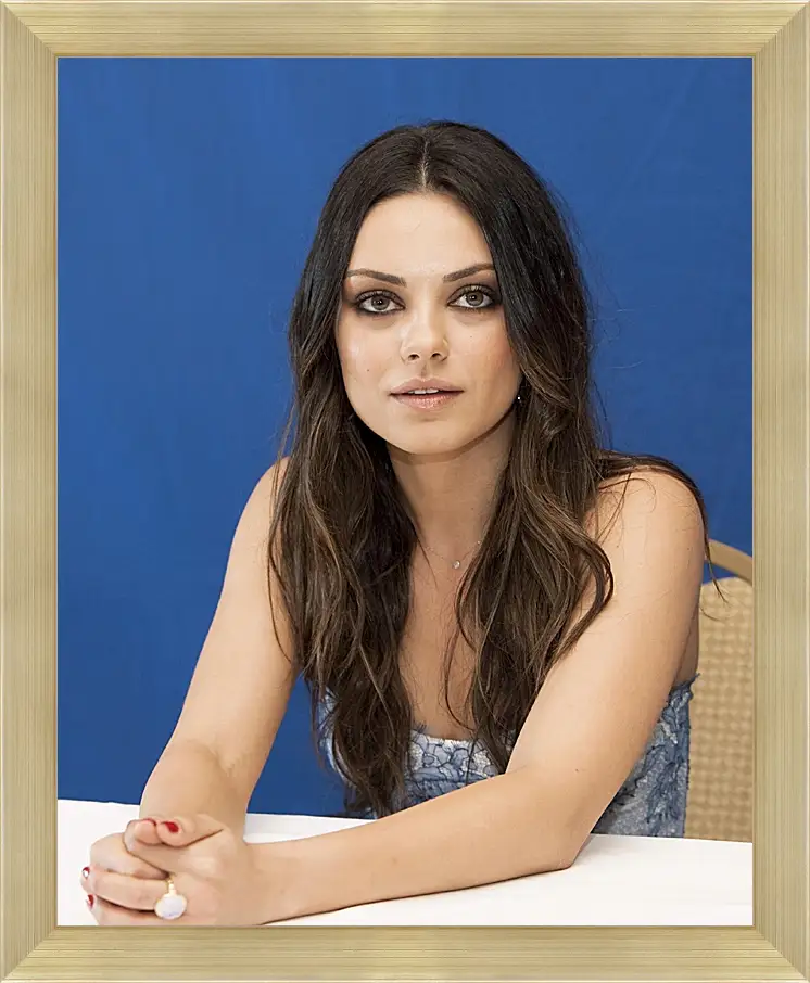 Картина в раме - Мила Кунис. Mila Kunis