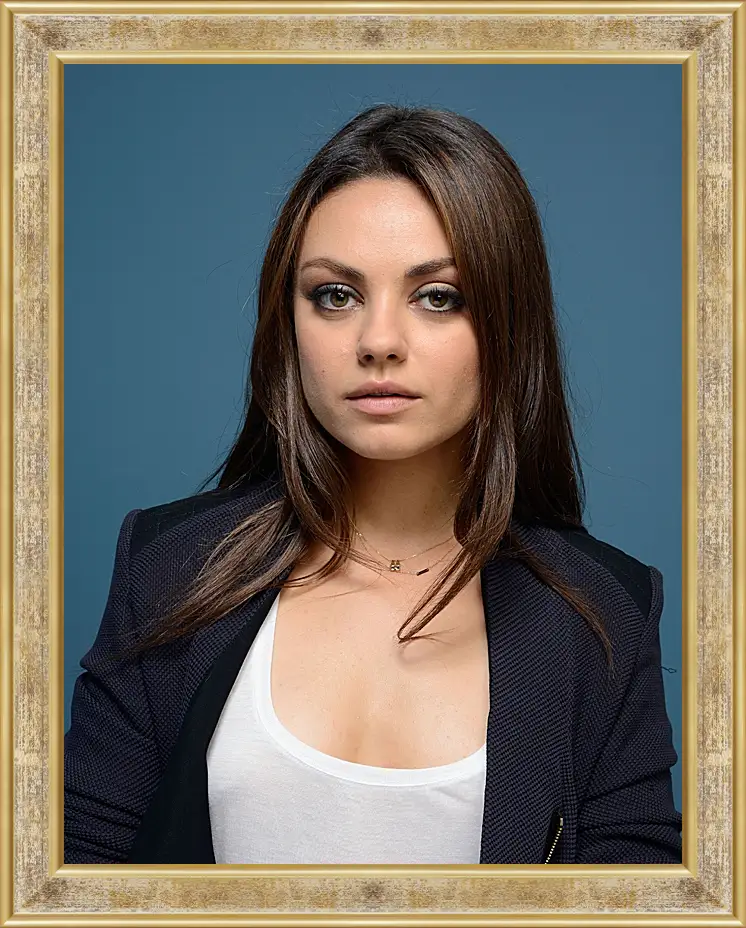 Картина в раме - Мила Кунис. Mila Kunis