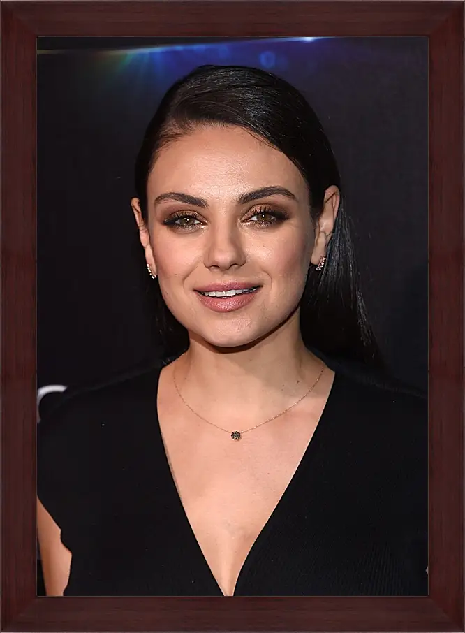 Картина в раме - Мила Кунис. Mila Kunis