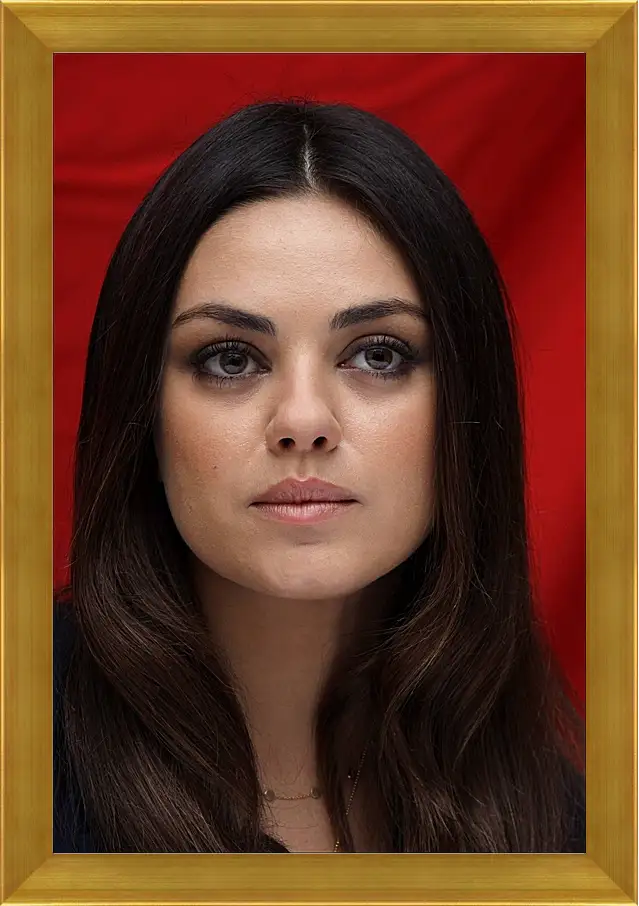 Картина в раме - Мила Кунис. Mila Kunis