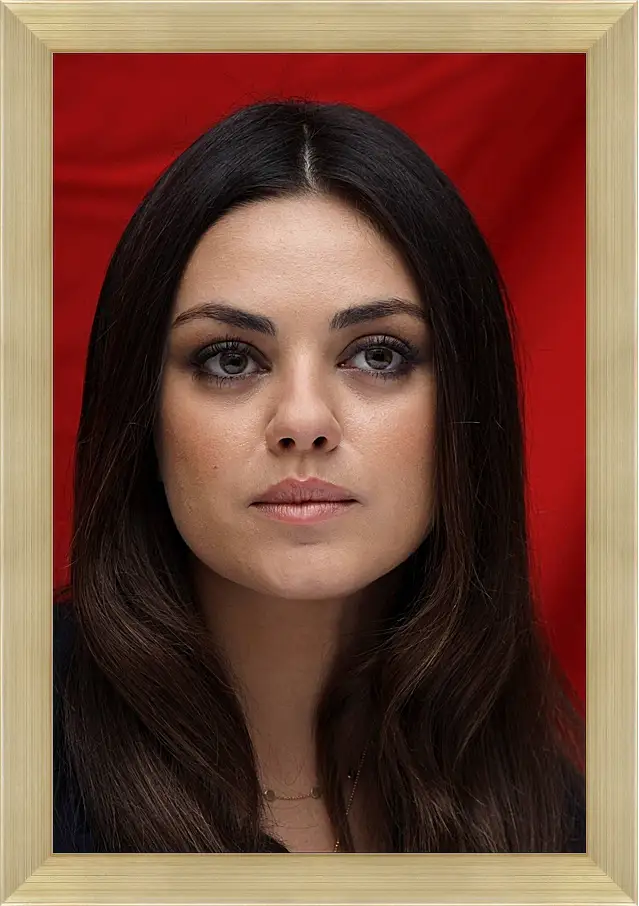 Картина в раме - Мила Кунис. Mila Kunis