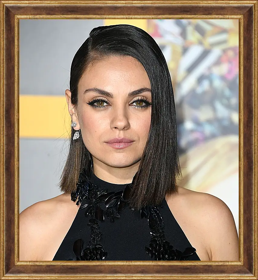 Картина в раме - Мила Кунис. Mila Kunis