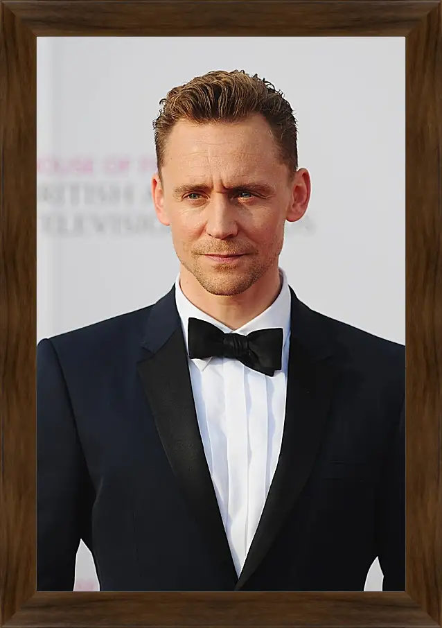 Картина в раме - Том Хиддлстон. Thomas Hiddleston