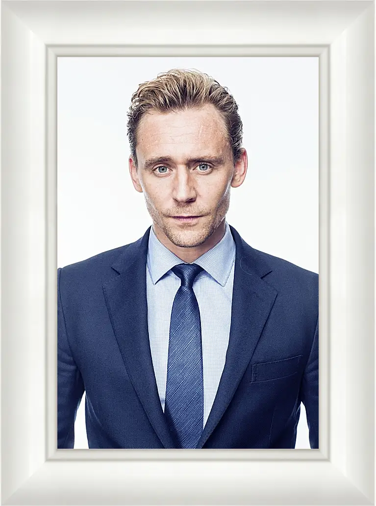 Картина в раме - Том Хиддлстон. Thomas Hiddleston