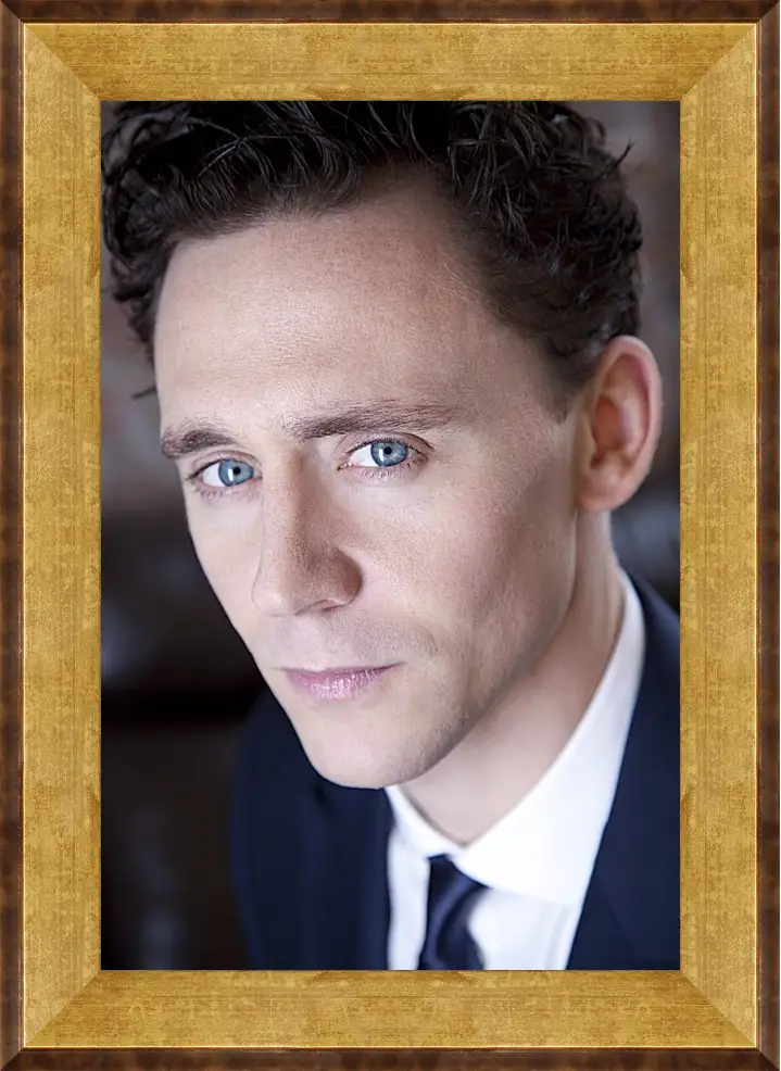 Картина в раме - Том Хиддлстон. Thomas Hiddleston