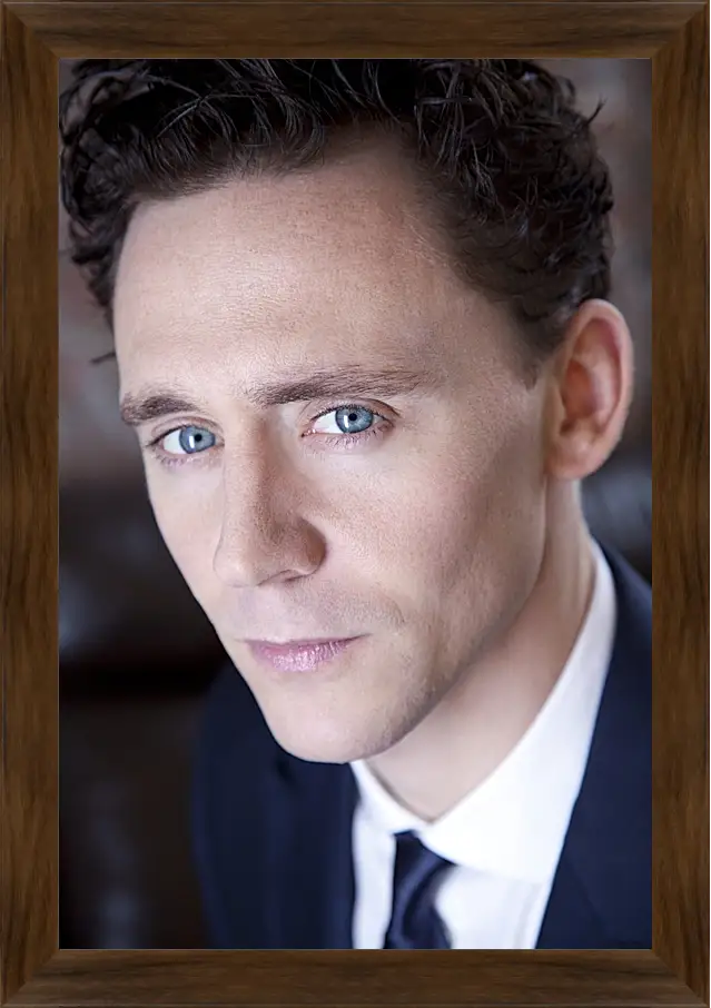 Картина в раме - Том Хиддлстон. Thomas Hiddleston