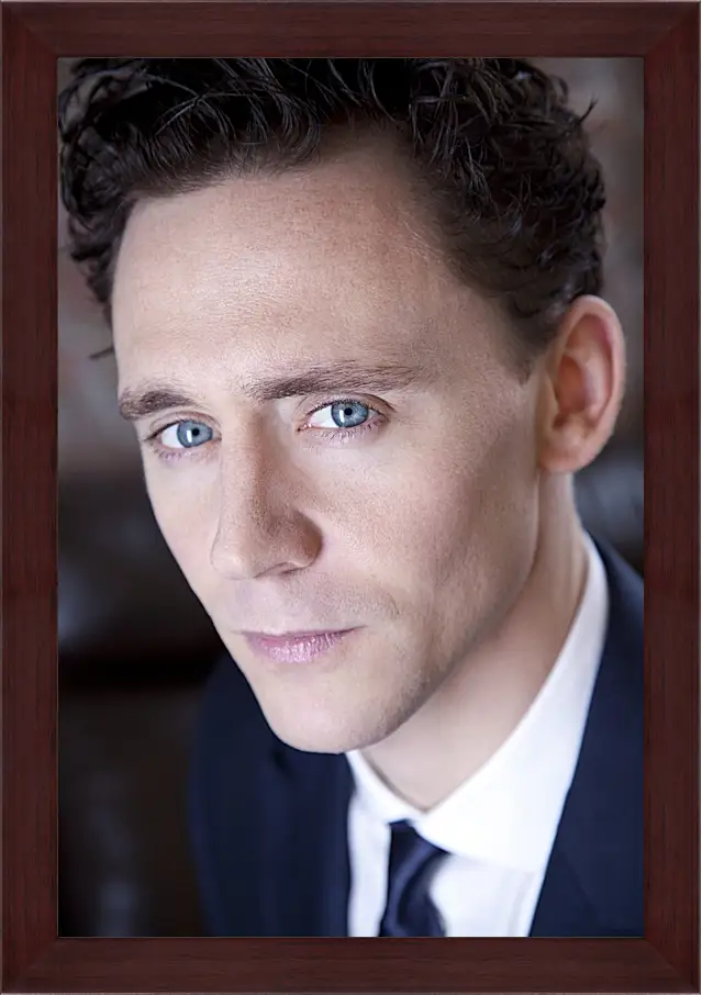 Картина в раме - Том Хиддлстон. Thomas Hiddleston