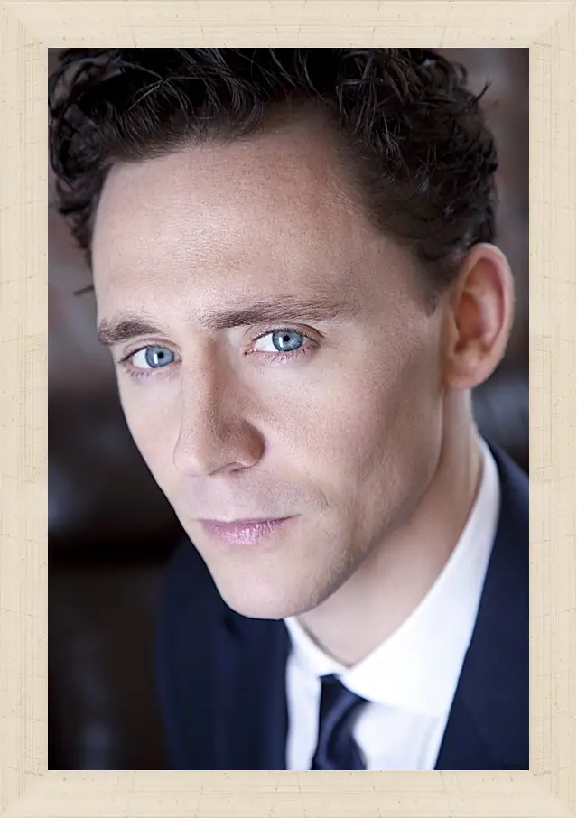 Картина в раме - Том Хиддлстон. Thomas Hiddleston