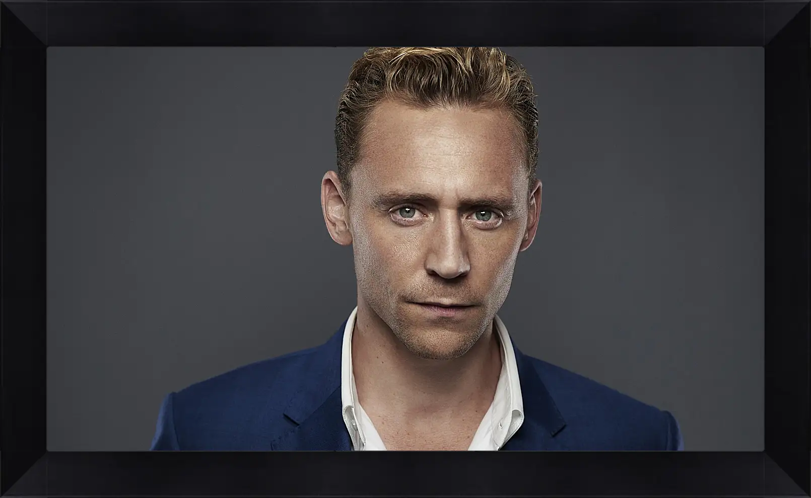 Картина в раме - Том Хиддлстон. Thomas Hiddleston