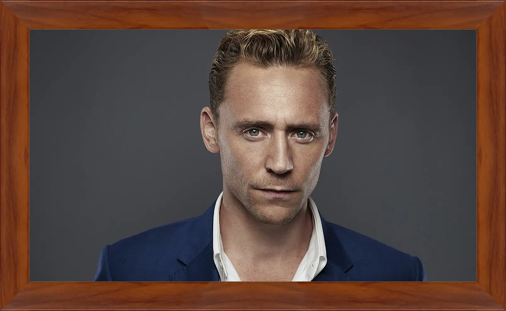 Картина в раме - Том Хиддлстон. Thomas Hiddleston