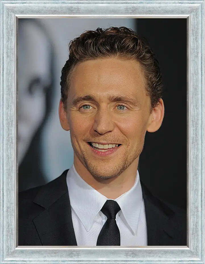 Картина в раме - Том Хиддлстон. Thomas Hiddleston