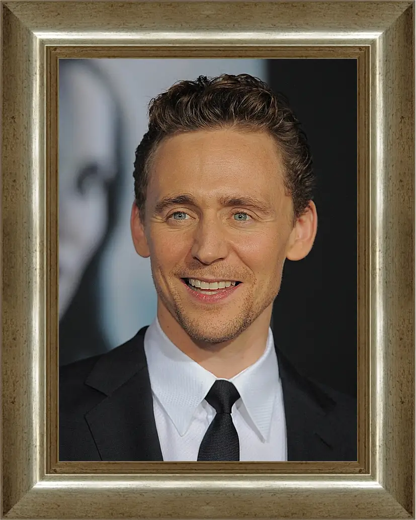 Картина в раме - Том Хиддлстон. Thomas Hiddleston