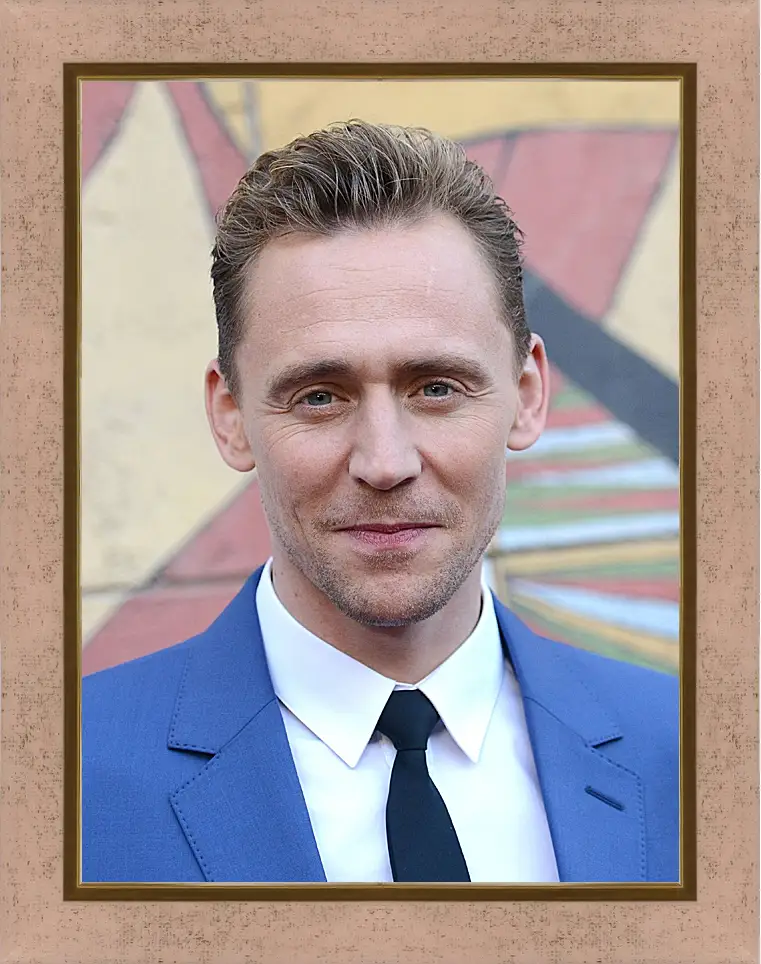 Картина в раме - Том Хиддлстон. Thomas Hiddleston