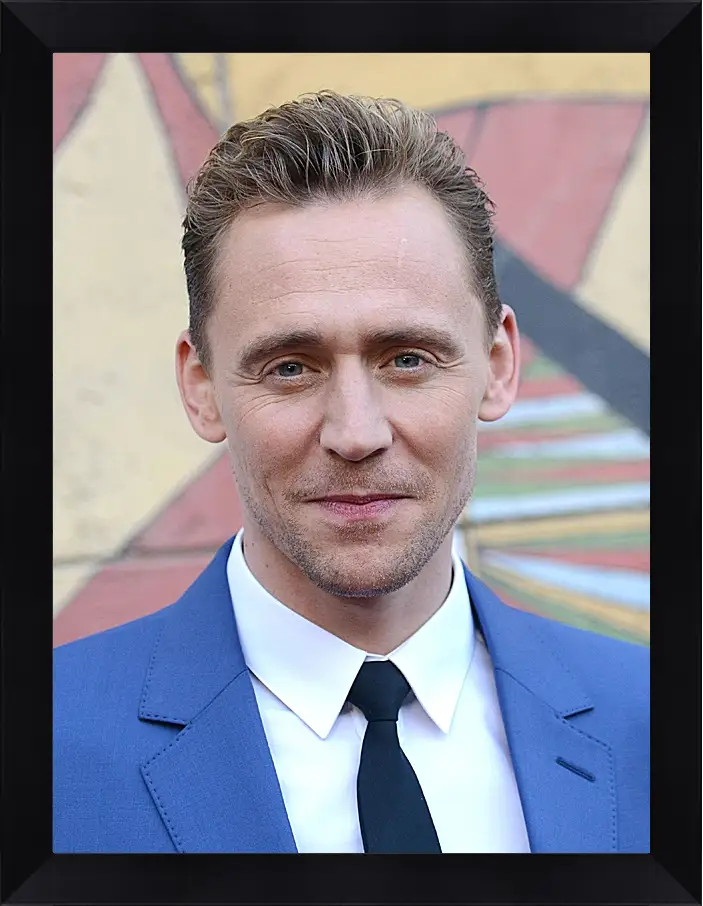 Картина в раме - Том Хиддлстон. Thomas Hiddleston