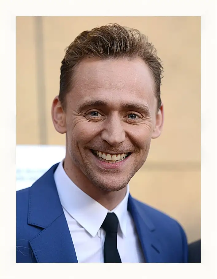 Картина в раме - Том Хиддлстон. Thomas Hiddleston