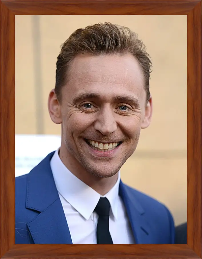 Картина в раме - Том Хиддлстон. Thomas Hiddleston