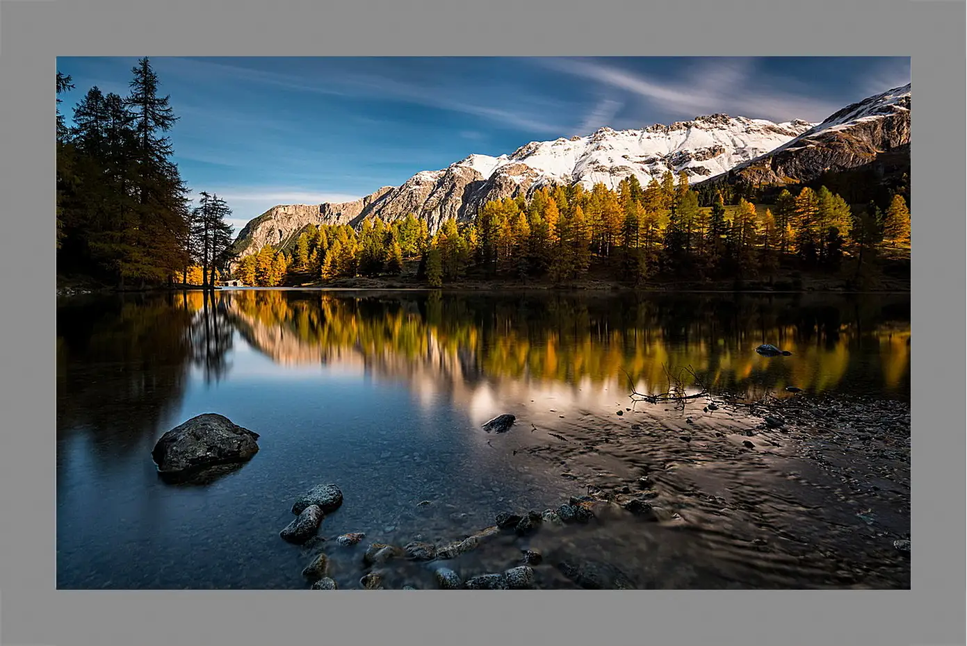 Картина в раме - Осень