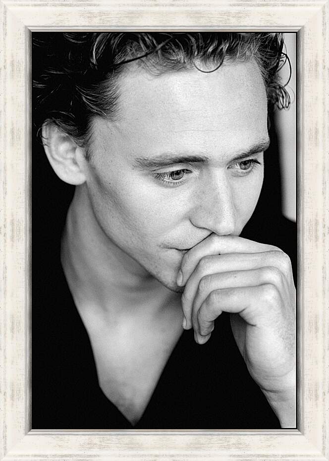 Картина в раме - Том Хиддлстон. Thomas Hiddleston