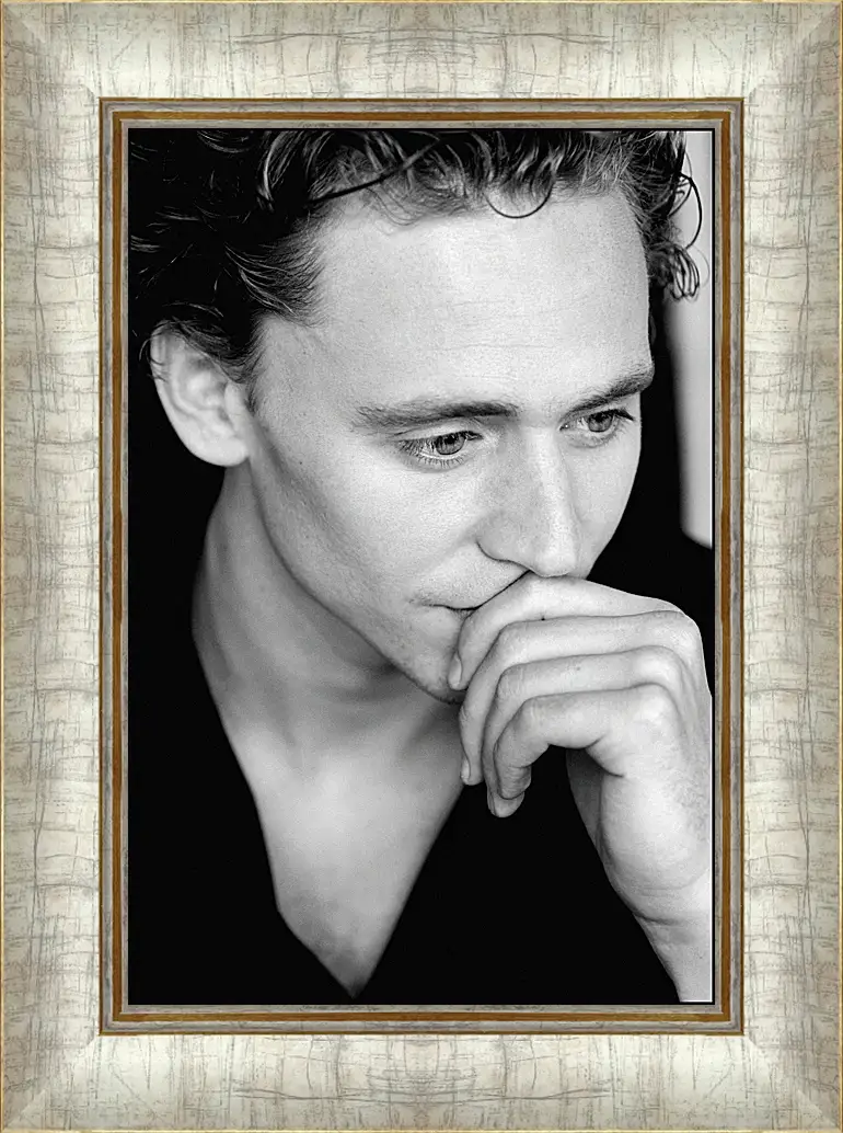 Картина в раме - Том Хиддлстон. Thomas Hiddleston