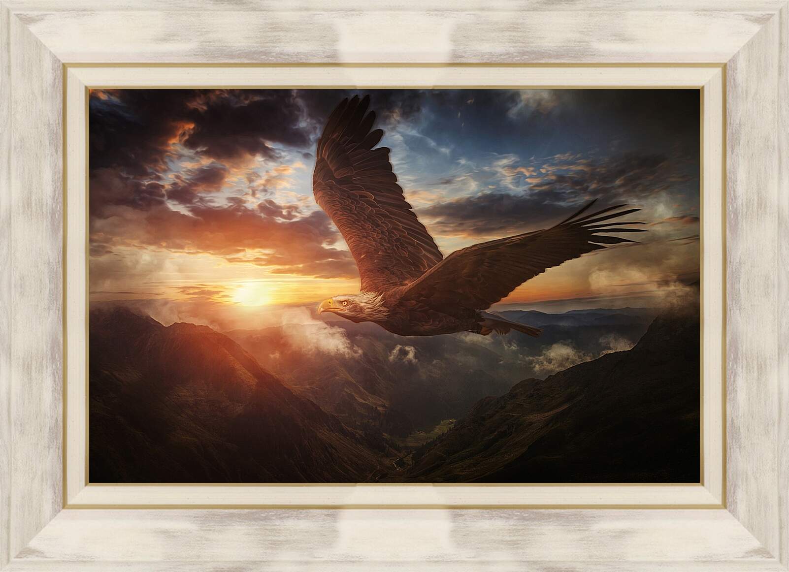 Картина в раме - Орёл в полёте