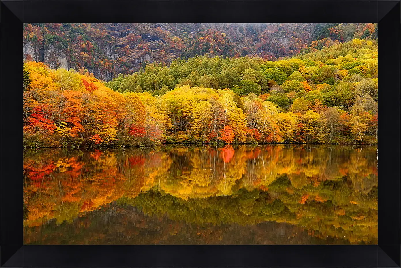 Картина в раме - Осень