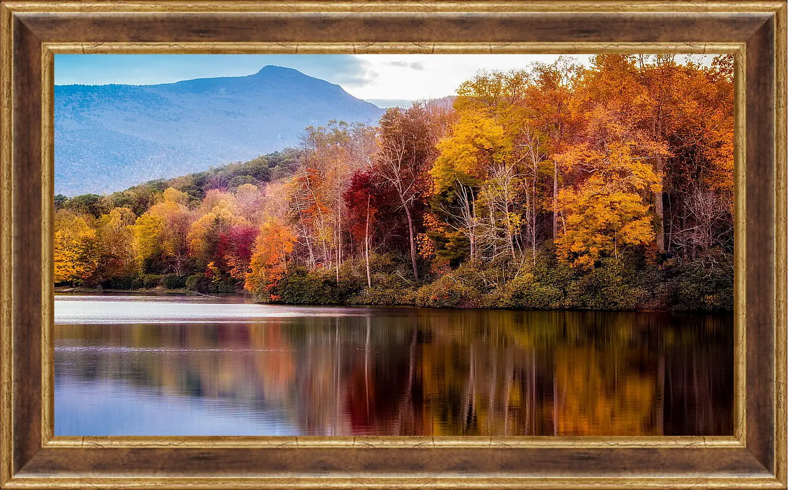 Картина в раме - Осень