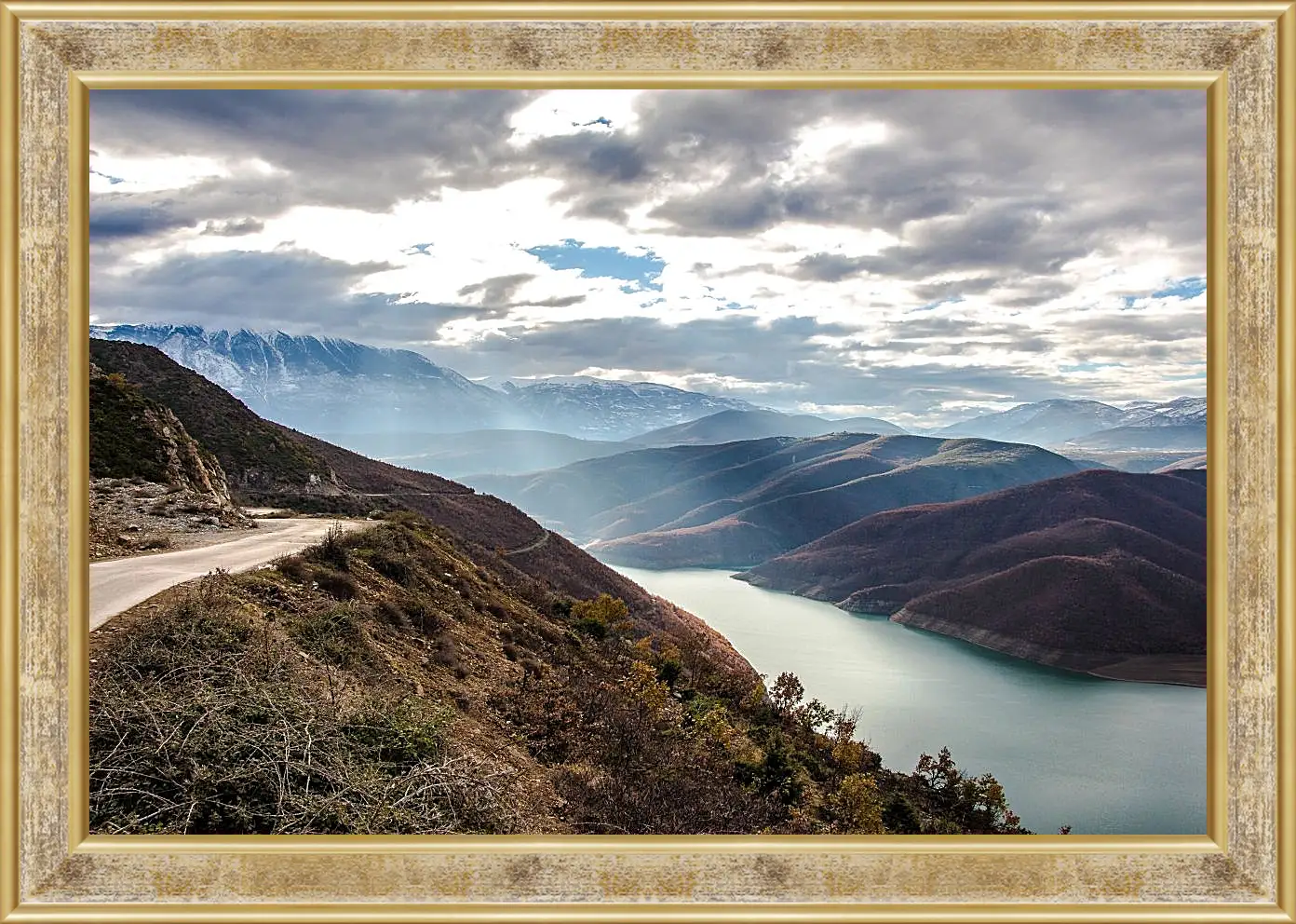 Картина в раме - Пейзаж