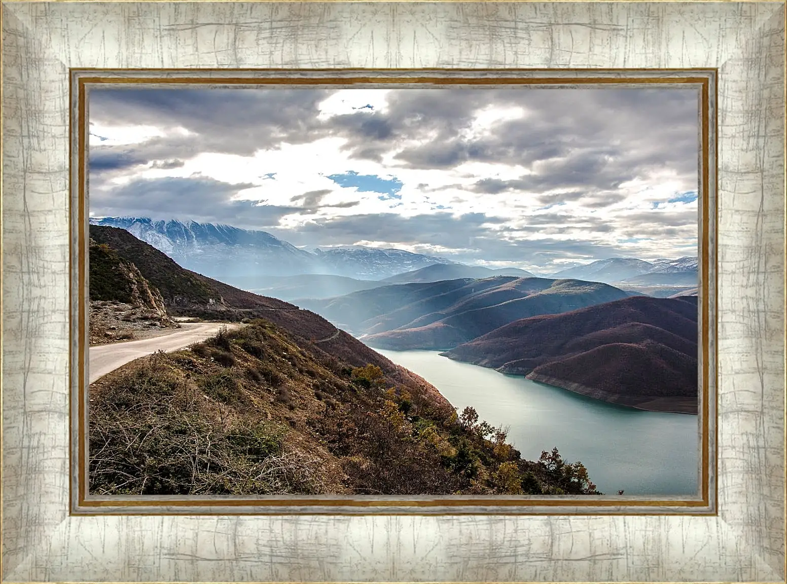 Картина в раме - Пейзаж