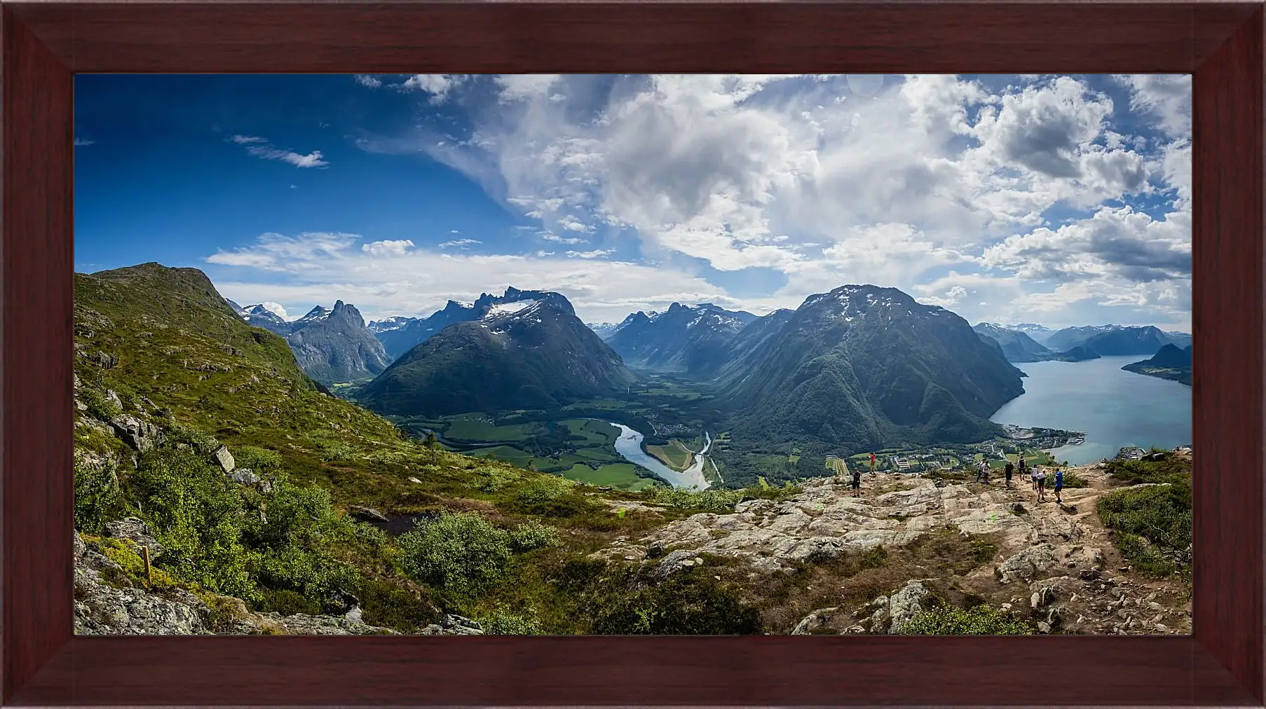 Картина в раме - Пейзаж