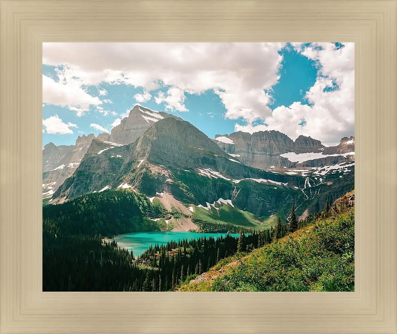 Картина в раме - Пейзаж