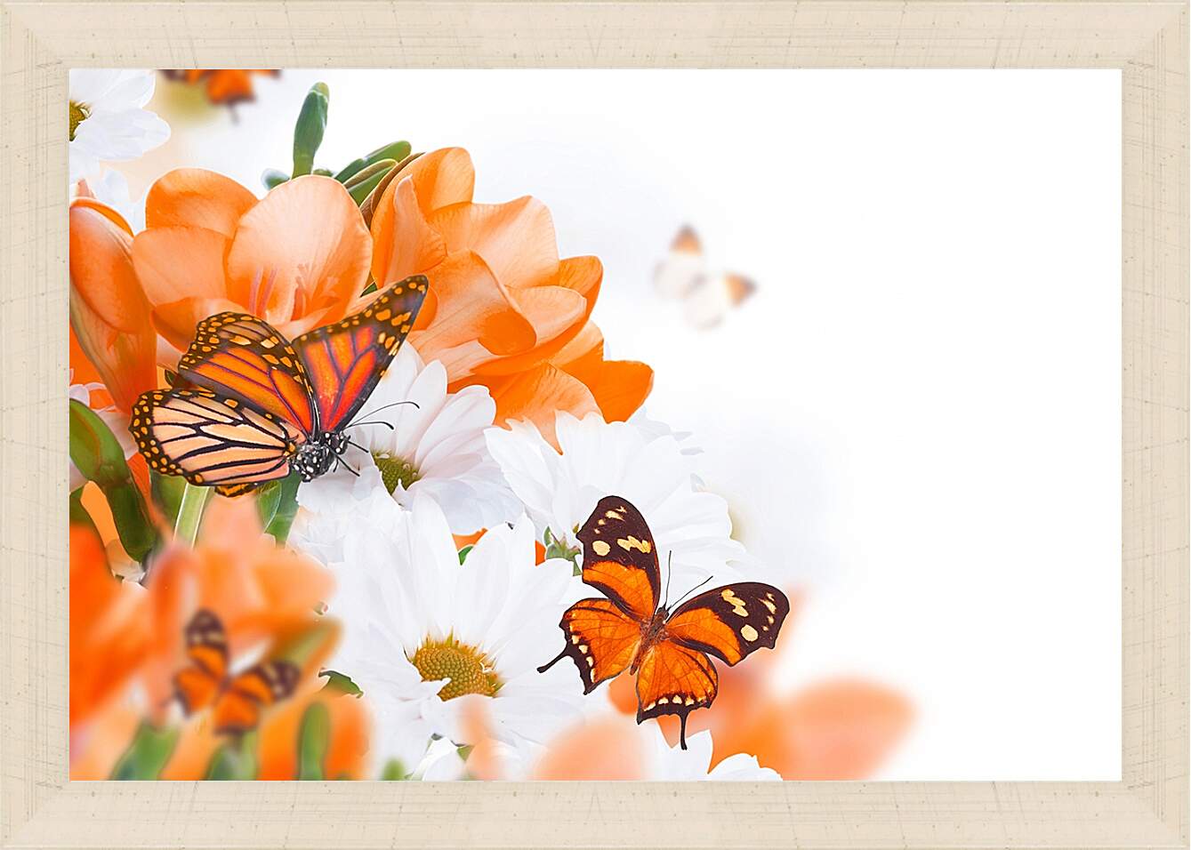 Картина в раме - Оранжевая бабочка