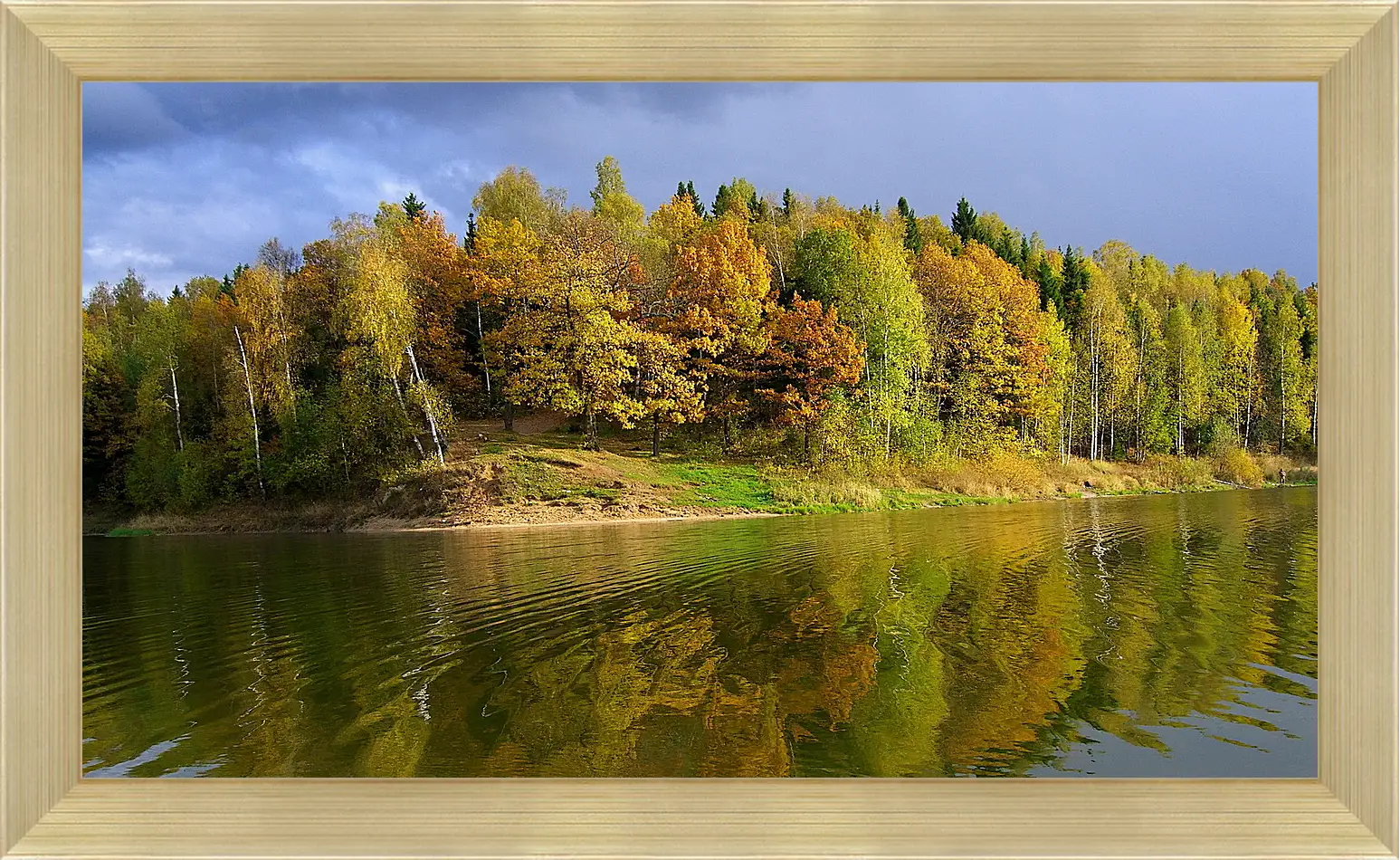 Картина в раме - Осень