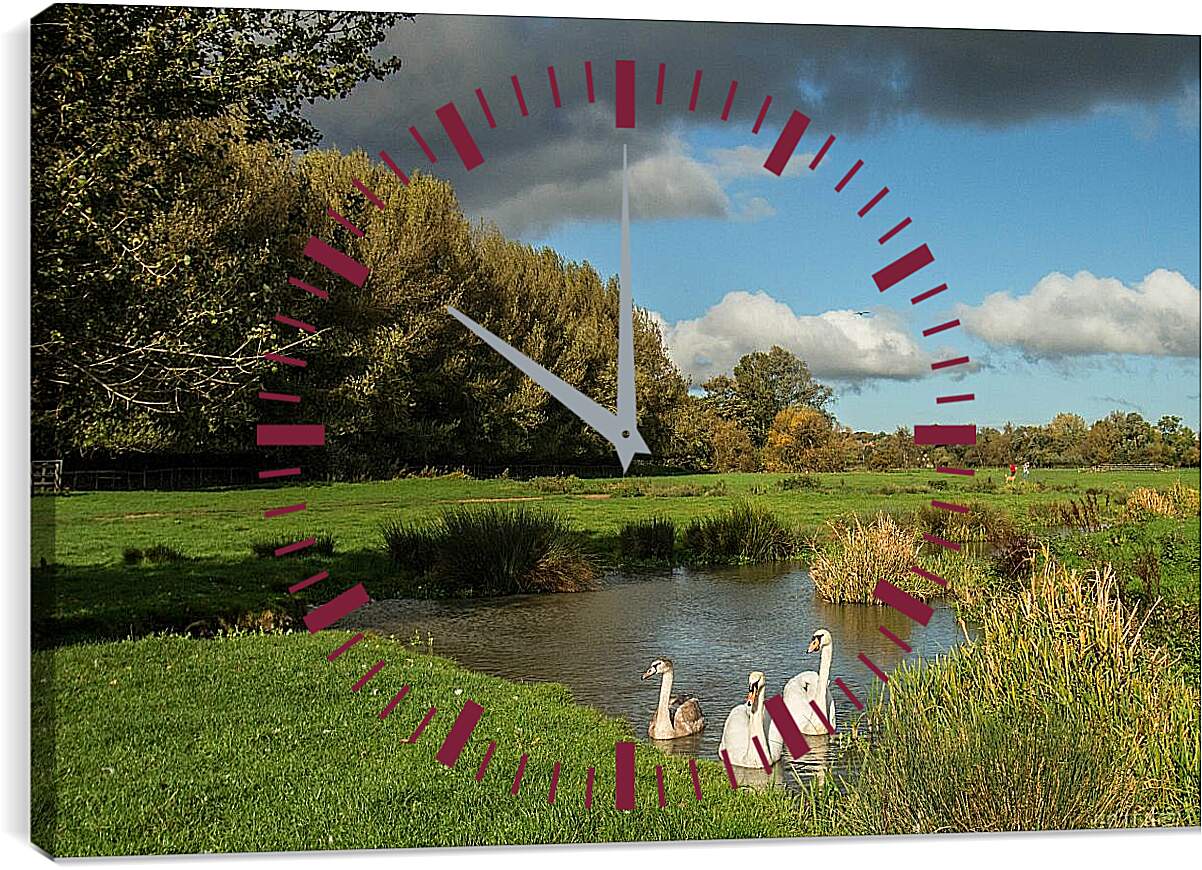 Часы картина - Лебеди на озере
