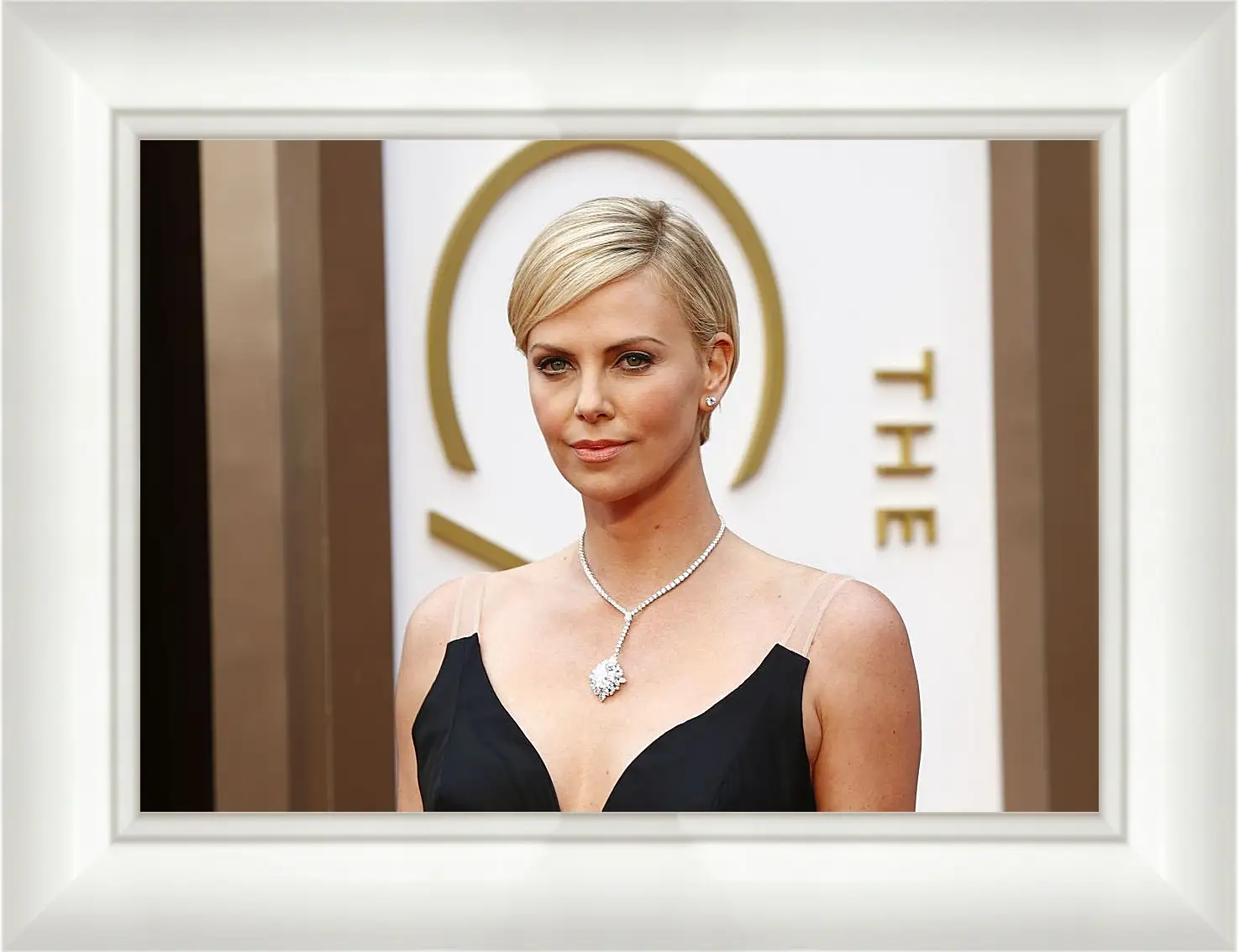 Картина в раме - Шарлиз Терон. Charlize Theron