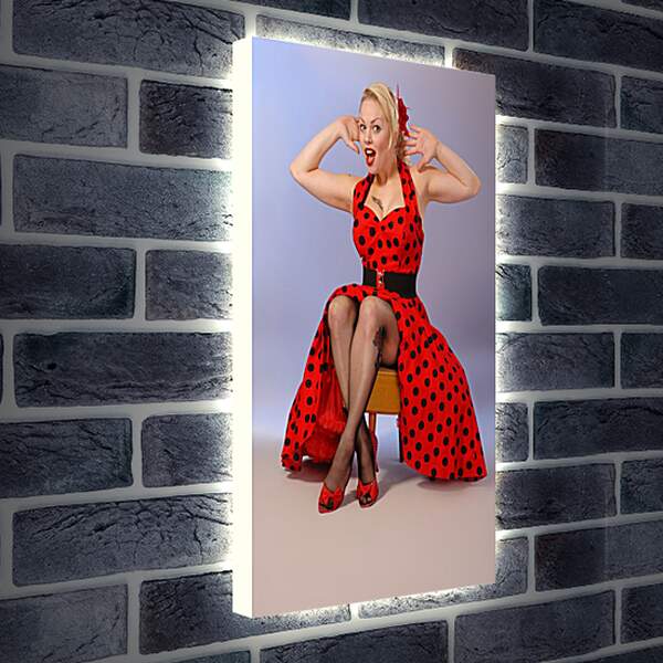 Лайтбокс световая панель - Красное платье в горох