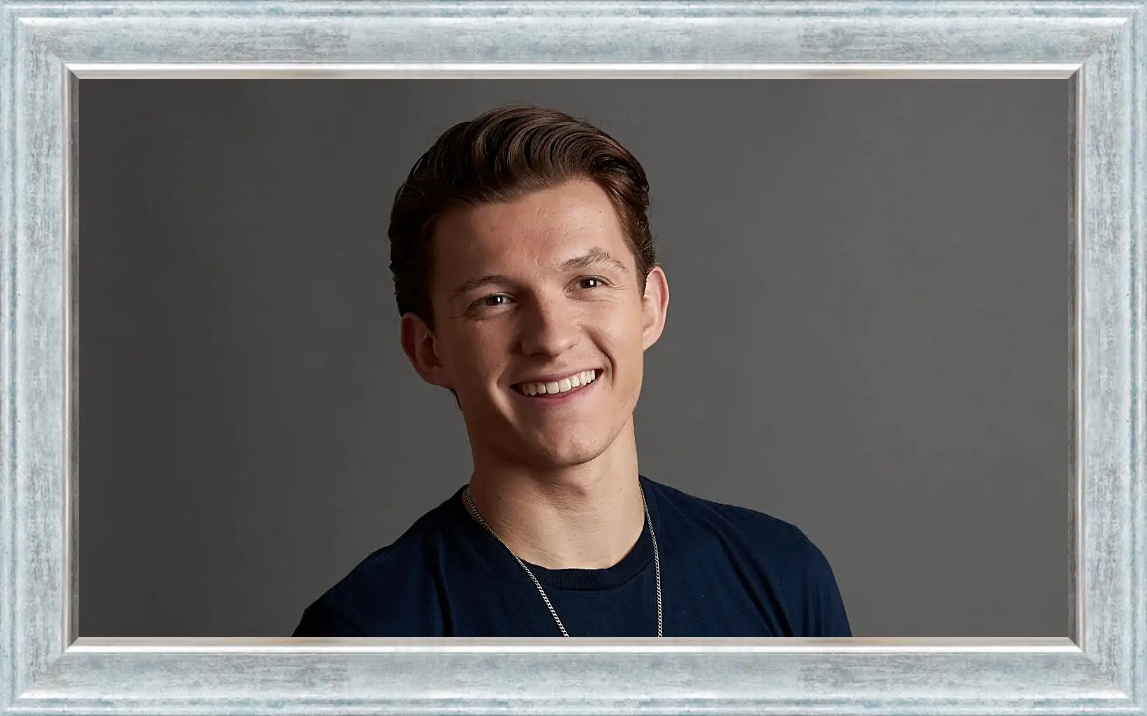 Картина в раме - Том Холланд. Tom Holland