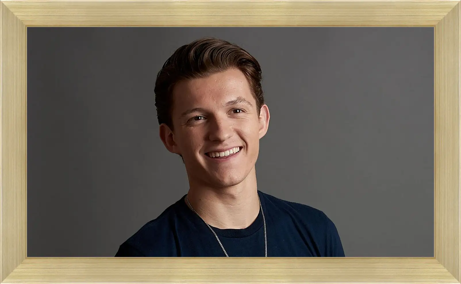 Картина в раме - Том Холланд. Tom Holland