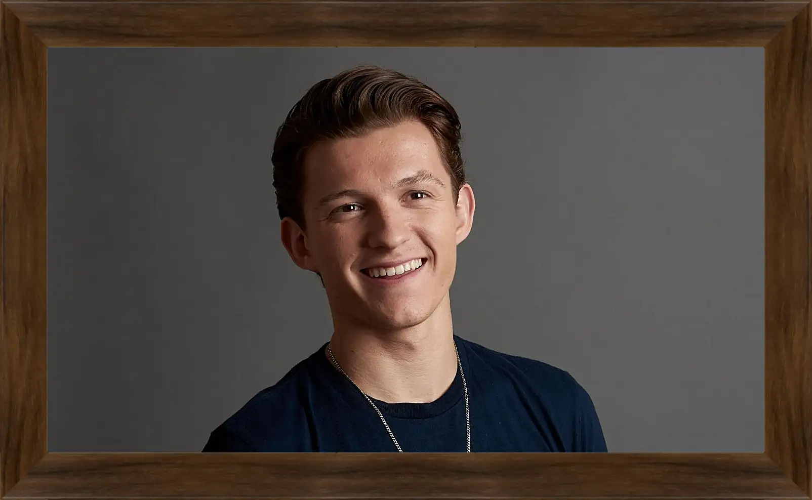 Картина в раме - Том Холланд. Tom Holland