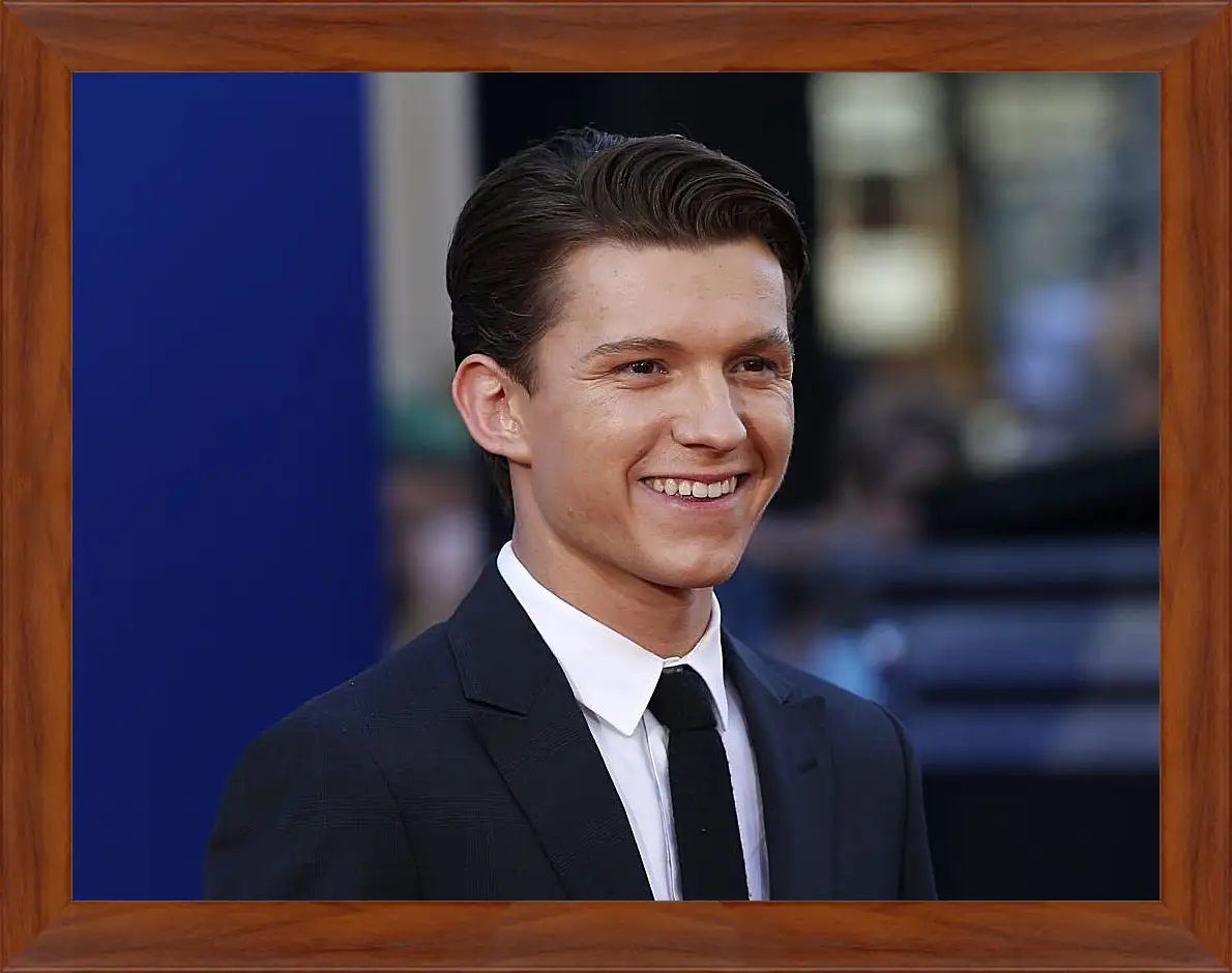 Картина в раме - Том Холланд. Tom Holland