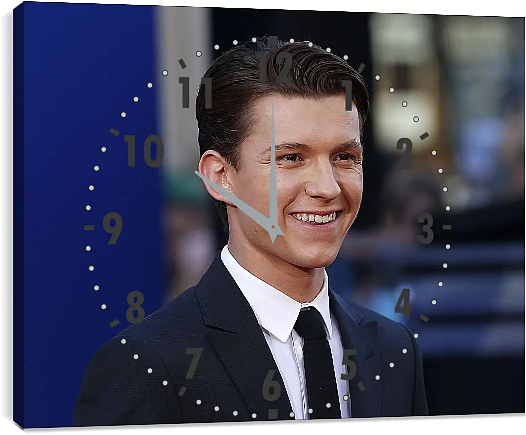 Часы картина - Том Холланд. Tom Holland