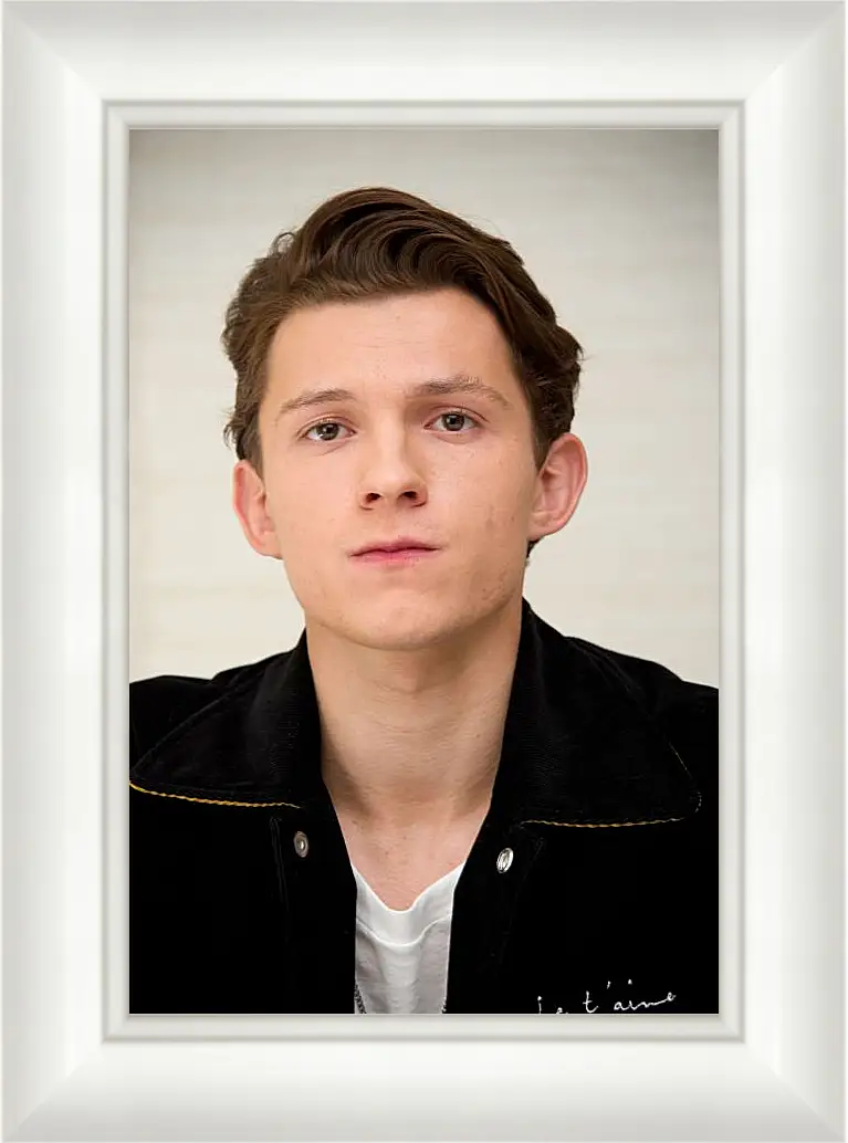 Картина в раме - Том Холланд. Tom Holland