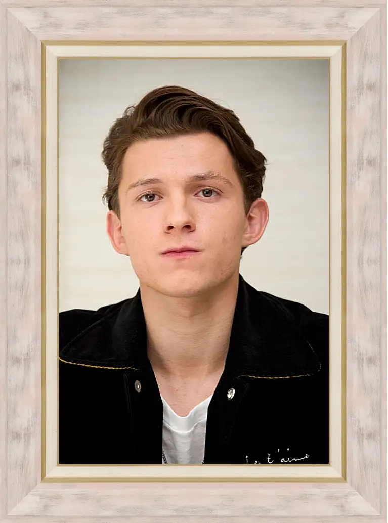 Картина в раме - Том Холланд. Tom Holland