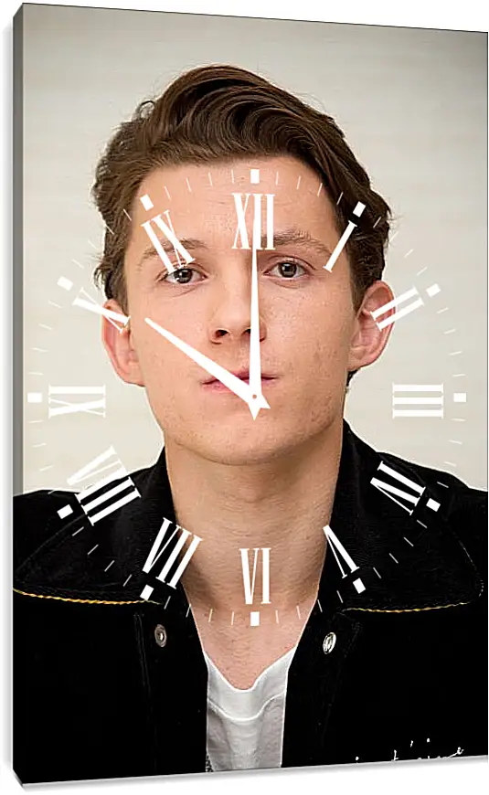 Часы картина - Том Холланд. Tom Holland