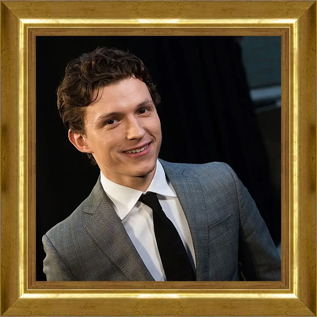 Картина в раме - Том Холланд. Tom Holland