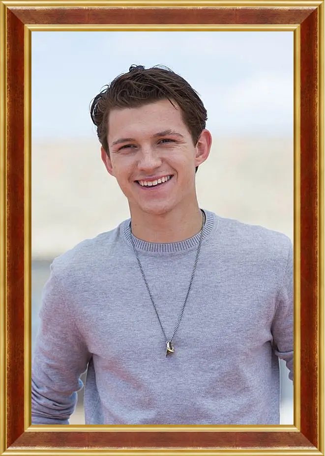 Картина в раме - Том Холланд. Tom Holland