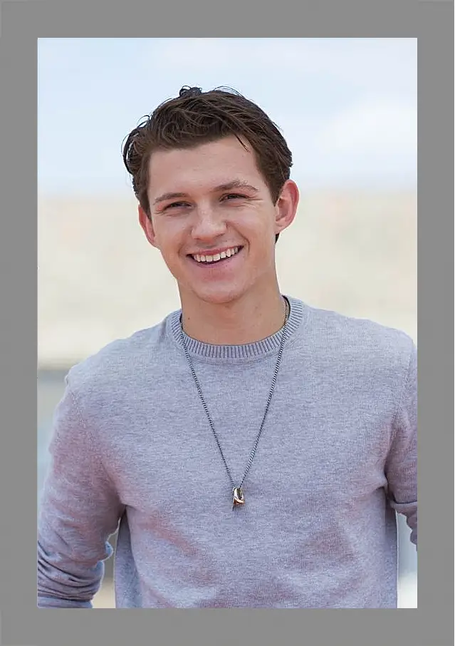 Картина в раме - Том Холланд. Tom Holland